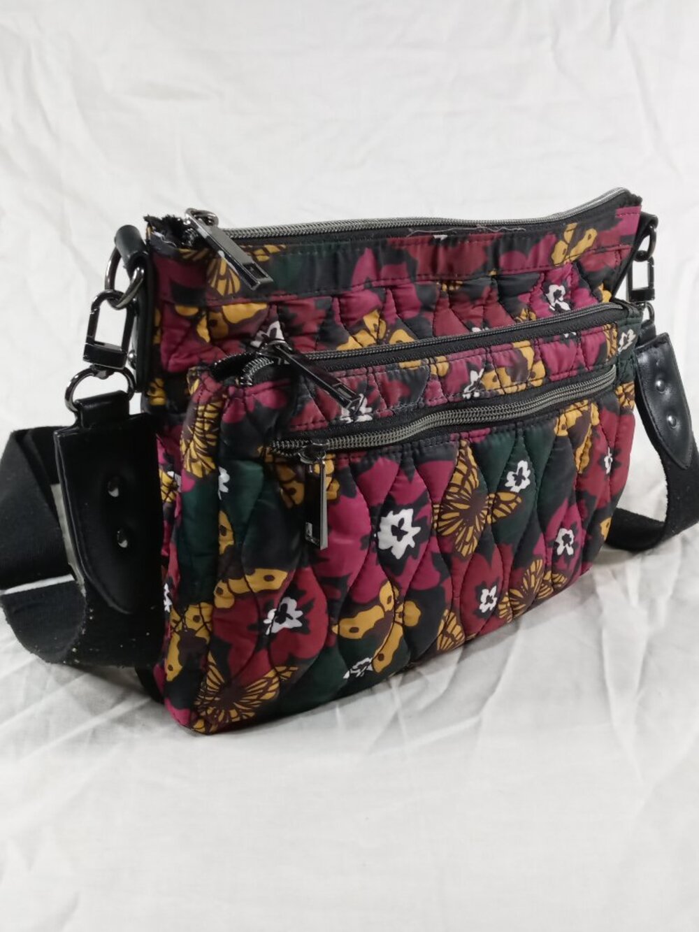 Time and Tru Women Butterfly Floral Quilt Crossbody Shoulder Purse in Great Cond